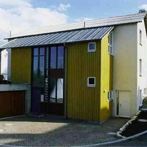 solarhaus-burgunderweg_01